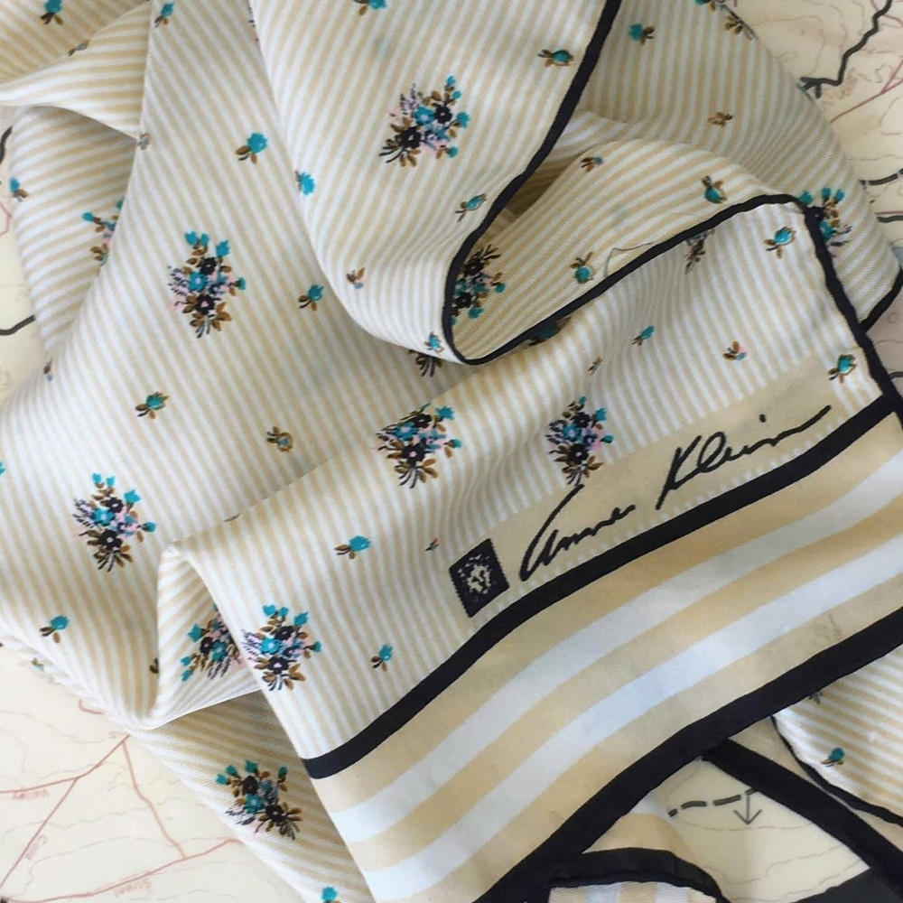 3/$50! Anne Klein Adorable Cream Floral Silk Scarf